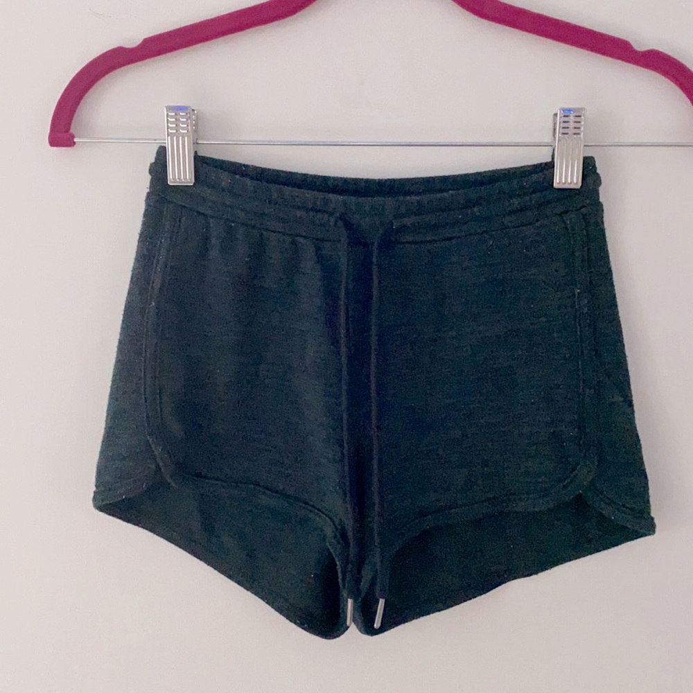 Wilfred Free shorts